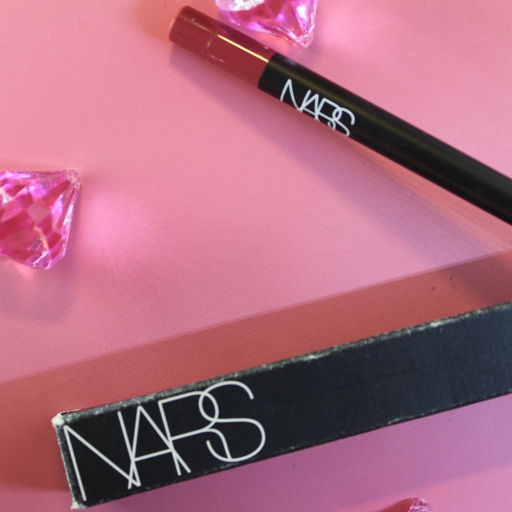 NARS Velvet Matte Lip Pencil Belle Mare
